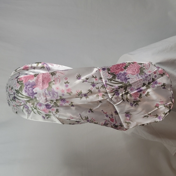 Avebri long hair bonnets cover 3 in a bundle, new with tags - Picture 4 of 8